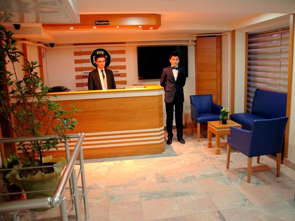 My House Laleli Hotel Istanbul Bagian luar foto